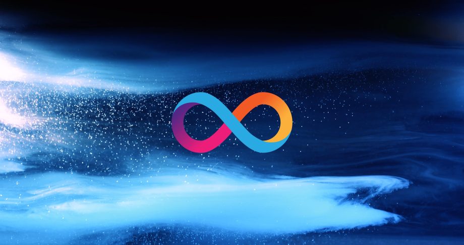 Ein mehrfarbiges Unendlichkeitssymbol, das für Internet Computer steht, befindet sich in der Mitte eines blauen und schwarzen, wirbelnden Hintergrunds mit verstreuten weißen Flecken.