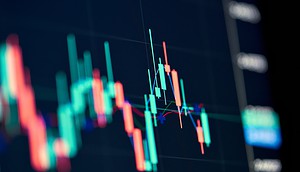 Momentum: Warum dieser Newcomer dem Krypto-Crash trotzte