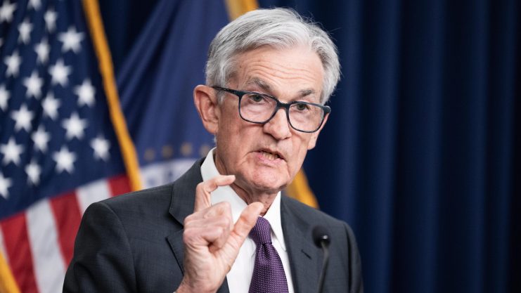 US-Inflation überrascht: So reagiert Bitcoin FED-Chef Jerome Powell hält eine Rede