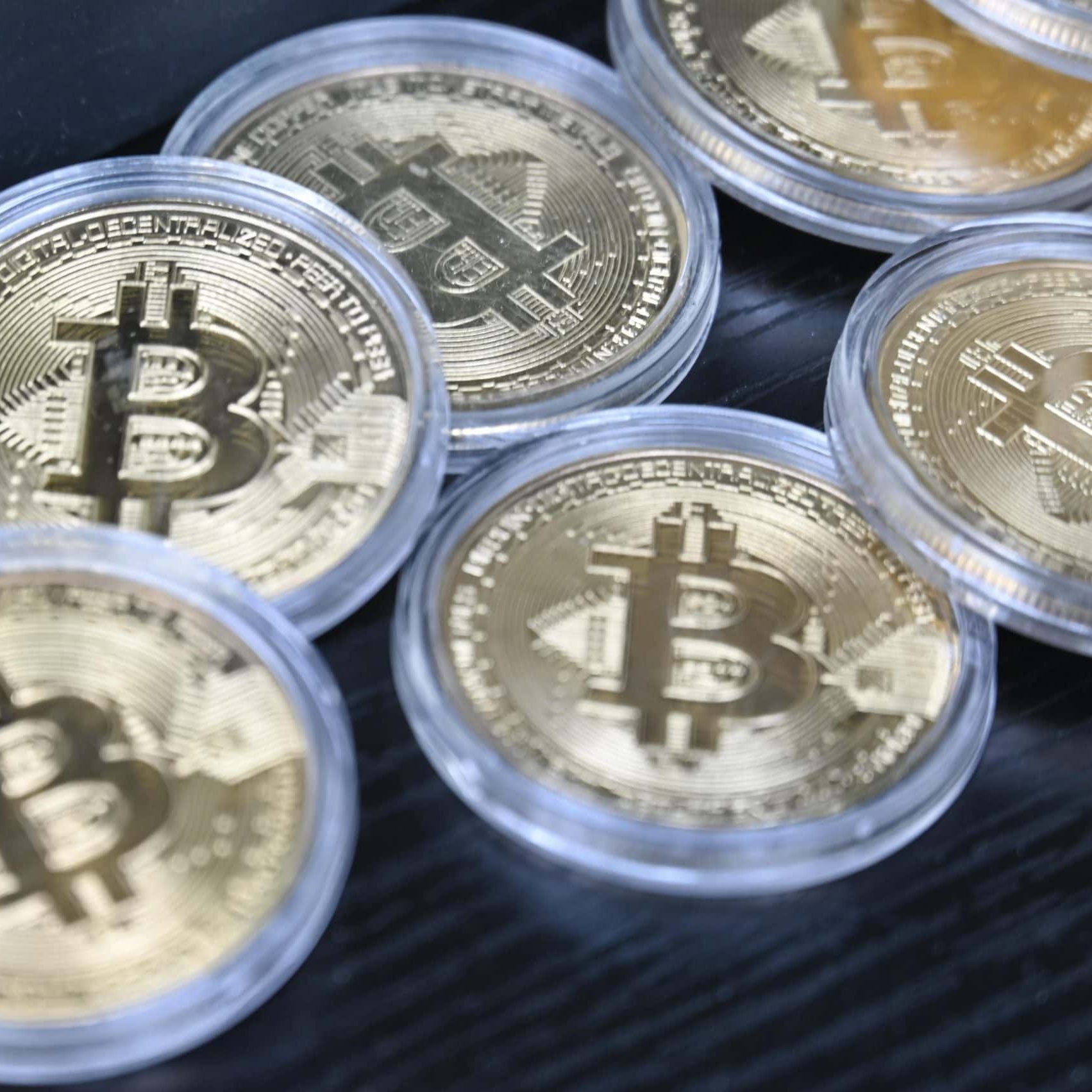 2.000 Bitcoin erwachen nach 13 Jahren: Sorgen legendäre Sammlermünzen für  den nächsten Crash?