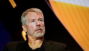 Michael Saylor unter Druck: Bitcoin und MSTR fallen.