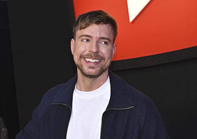 James „Jimmy“ Stephen Donaldson ist der bürgerliche Name von MrBeast.