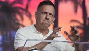Peter Thiel hält die Keynote-Rede auf der Bitcoin-Konferenz 2022 in Miami Beach.