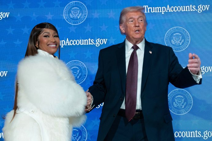Das Bild zeigt Nicki Minaj und Donald Trump