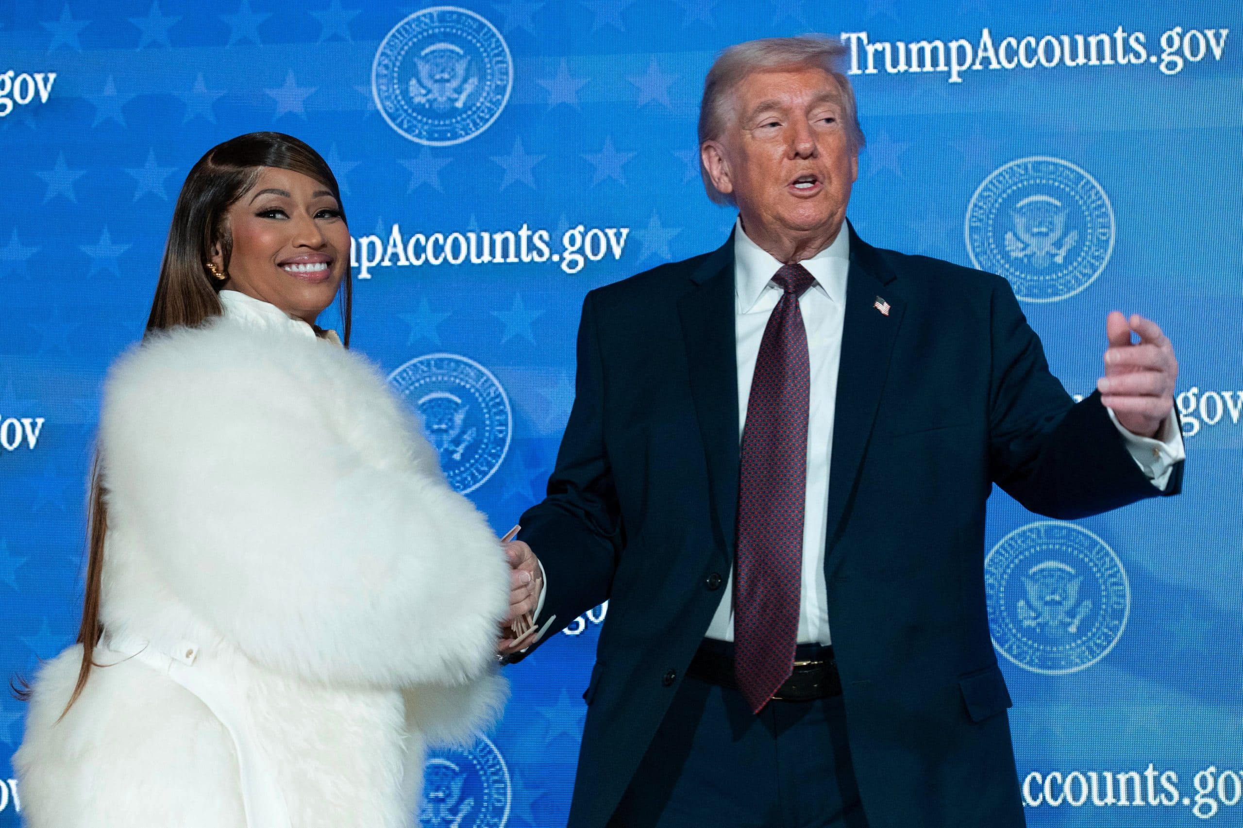 Das Bild zeigt Nicki Minaj und Donald Trump