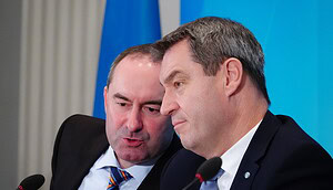 Das Bild zeigt Hubert Aiwanger und Markus Söder