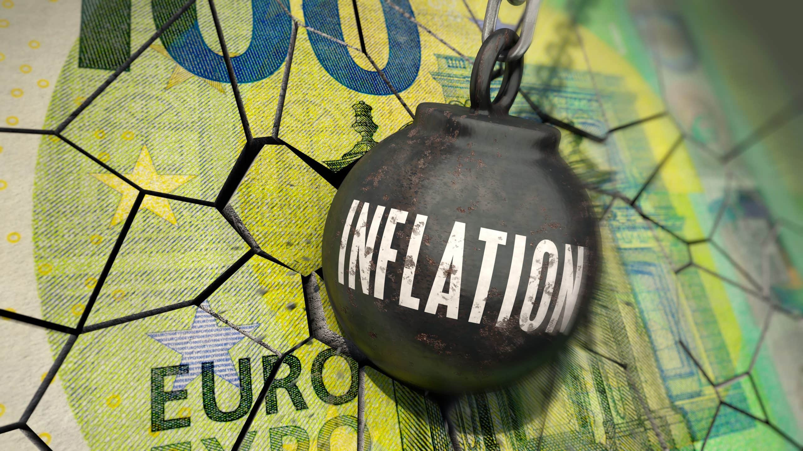 Ein 100-Euro-Schein wird von einer Abrissbirne mit der Aufschrift "Inflation" eingeschlagen
