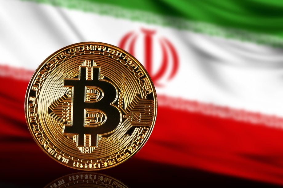Bitcoin-Münze und Iran-Flagge