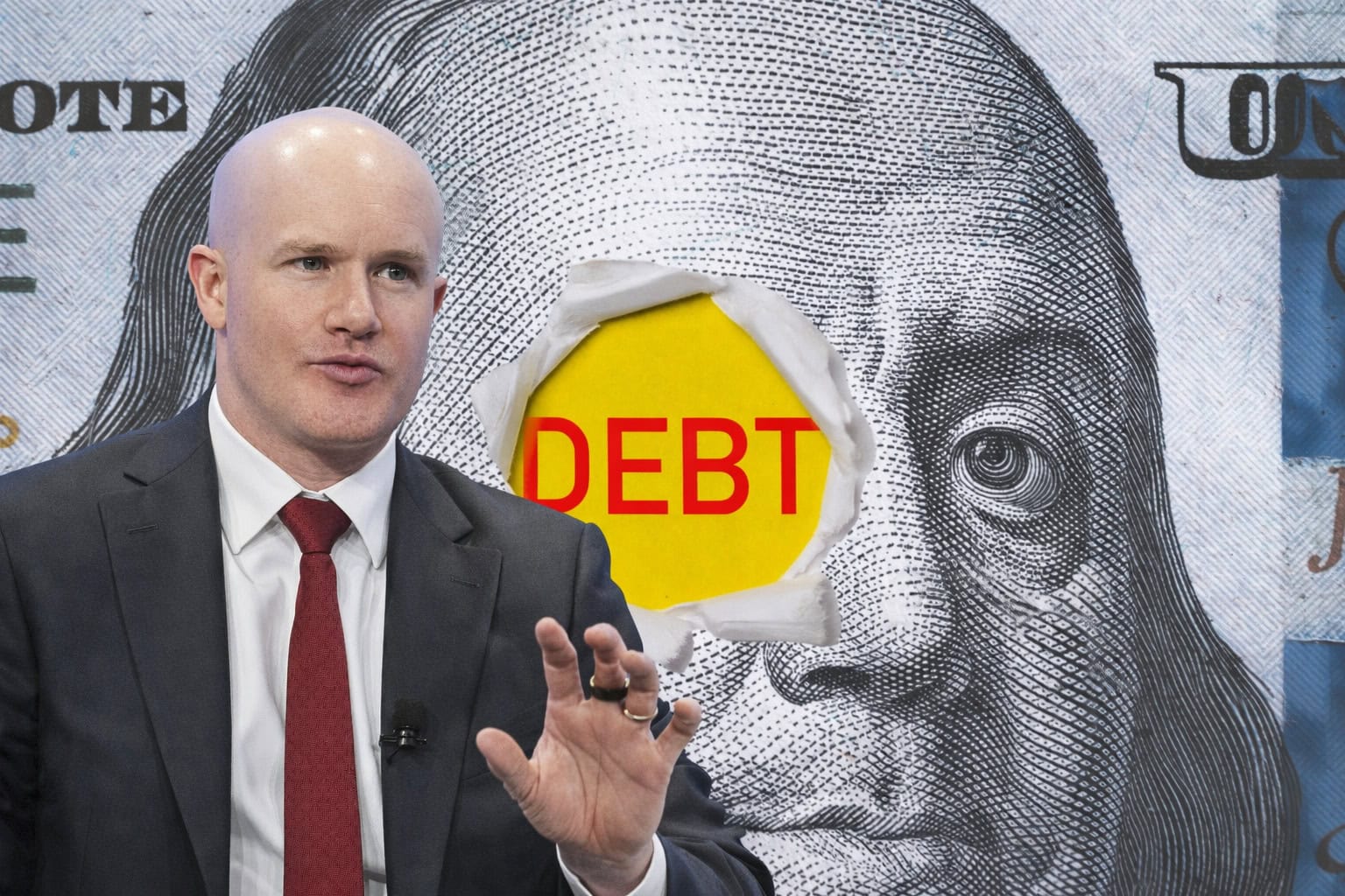 Mann im Anzug vor einem vergrößerten 100-Dollar-Schein mit aufgerissenem Loch und dem roten Schriftzug „DEBT“ auf gelbem Hintergrund.