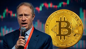 Morgan Stanley-CEO Ted Pick vor einer Bitcoin-Münze