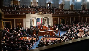 Das Bild zeigt einen vollbesetzten US-Senat.