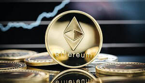 Eine Ethereum-Münze vor einem nach oben gerichteten Kurschart