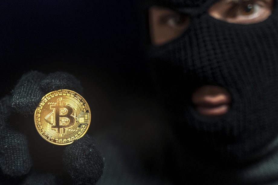 Das Bild zeigt eine Bitcoin-Münze