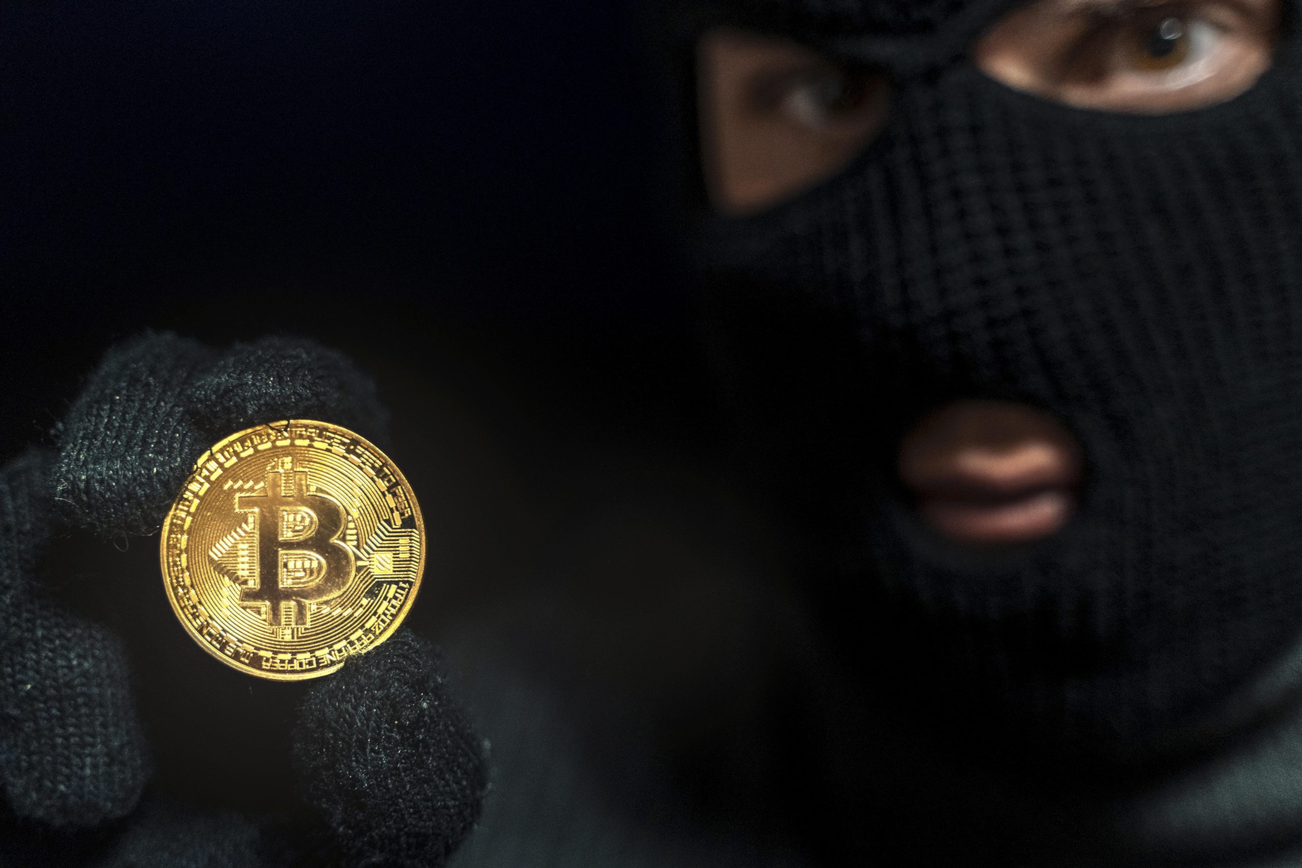 Das Bild zeigt eine Bitcoin-Münze