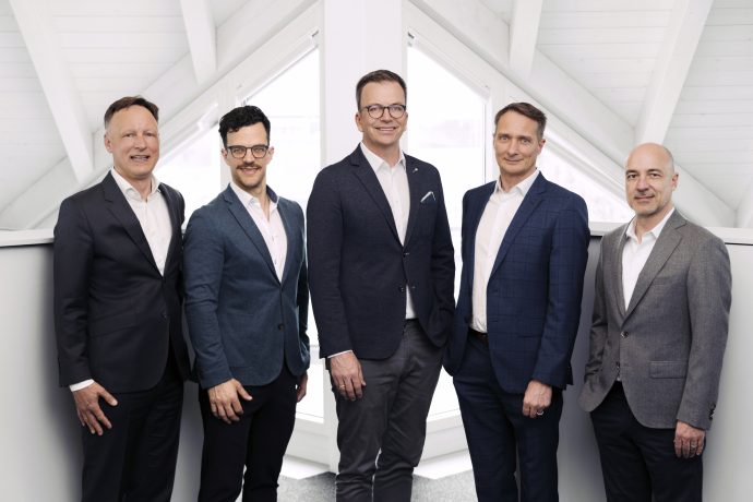 Das Bild zeigt den Vorstand der Celsion Bank