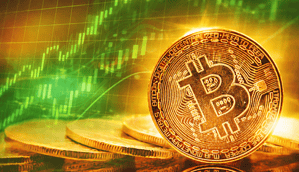 Bitcoin-Münze glänzt vor steigendem Chartbild