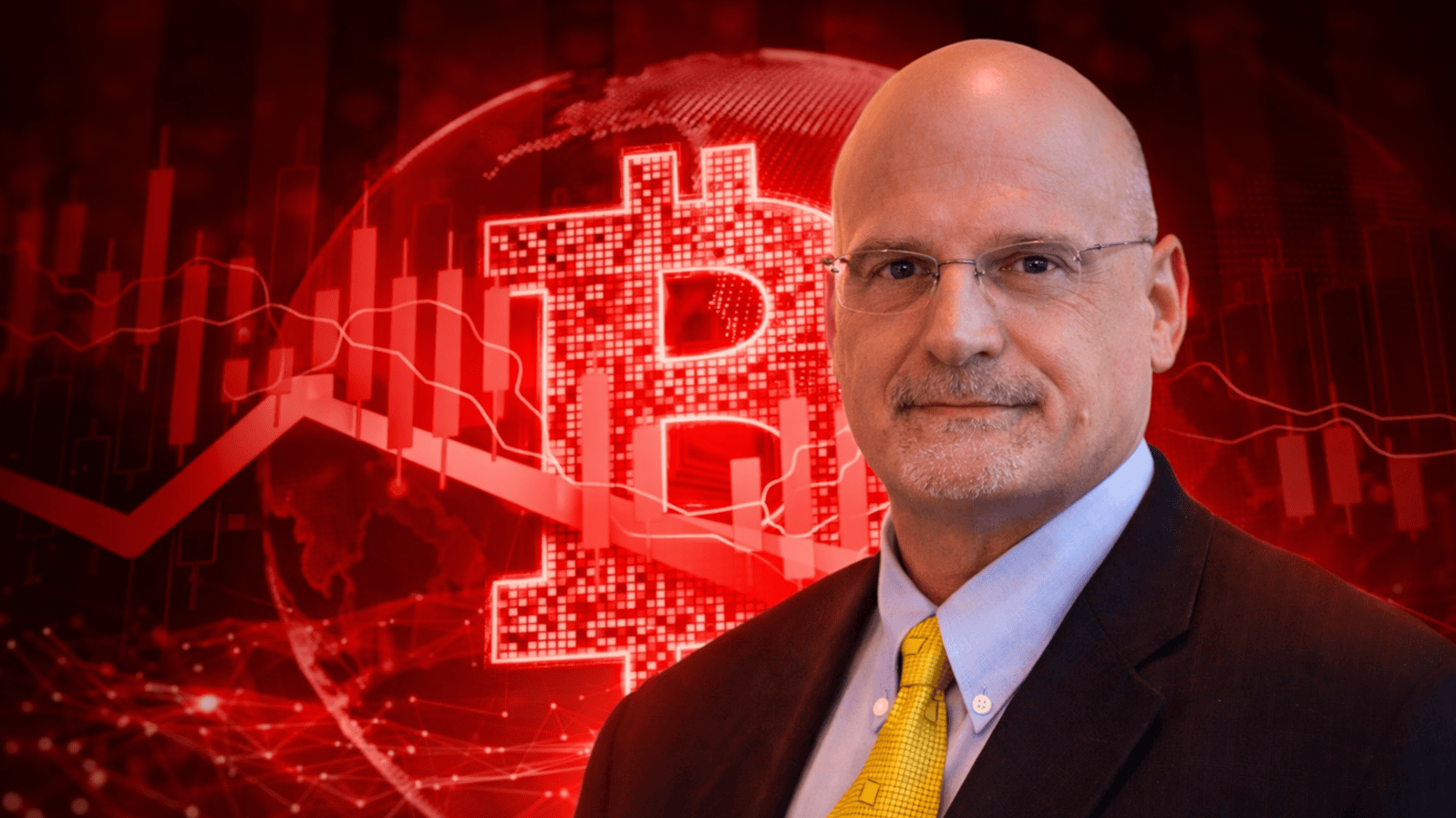 Bloomberg-Analyst McGlone vor rotem Hintergrund mit Bitcoin-Symbol