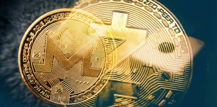 Digitale Währung, physische Silbermünze, Monero und ZCash. Monero-Nahaufnahme-Konzept.