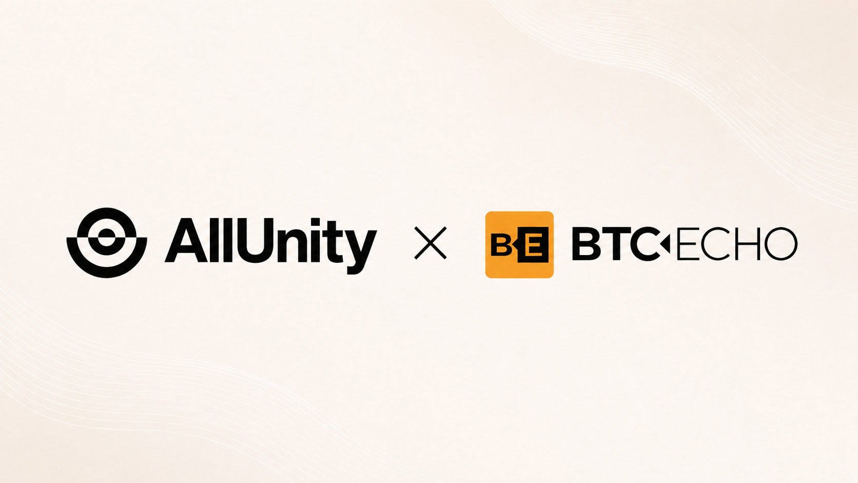 Vor einem hell, geblichen Hintergrund erkennt man zwei Formenlogos. Einmal von AllUnity und einmal von BTC-ECHO.