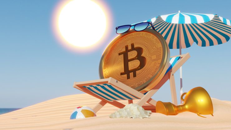 Bitcoin in einer Strandliege.