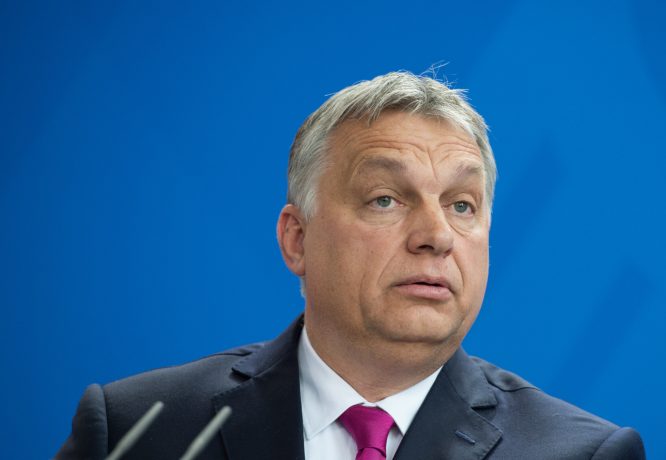 Das Bild zeigt Viktor Orbán