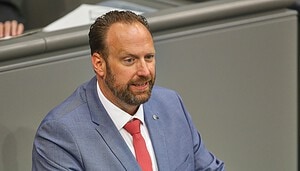 Das Bild zeigt Jens Behrens