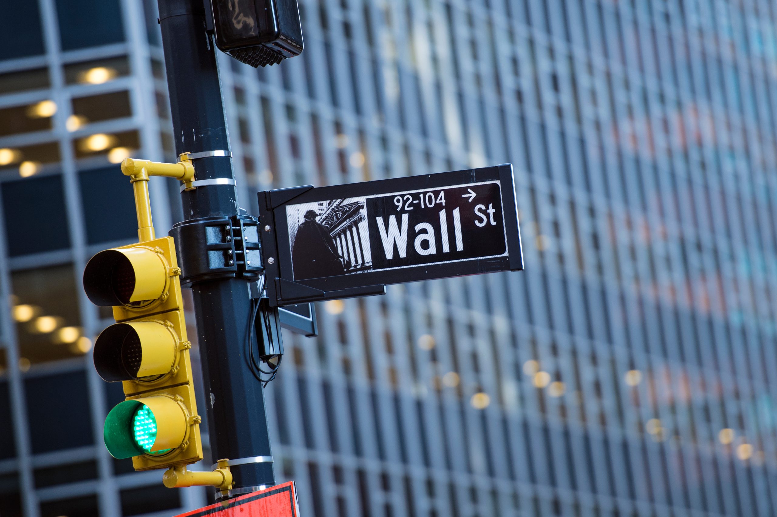 Ein Straßenschild der Wall Street