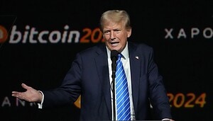 Donald Trump spricht im Juli 2024 auf der Bitcoin Conference in Nashville