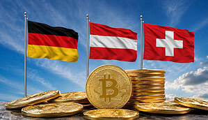 Bitcoin-Münzen vor den Flaggen Deutschlands, Österreichs und der Schweiz.