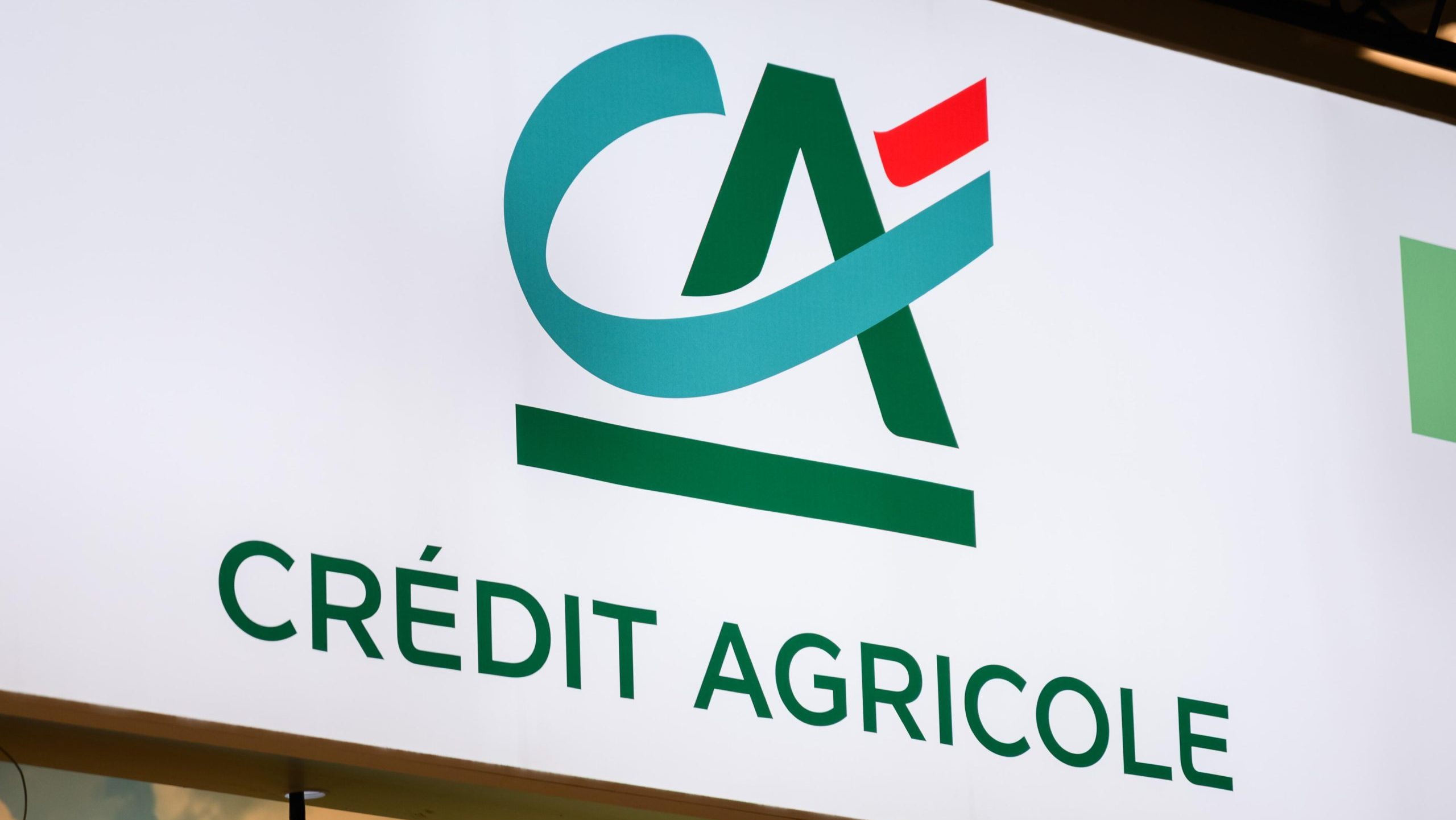 Das Bild zeigt das Logo der französischen Bank Crédit Agricole