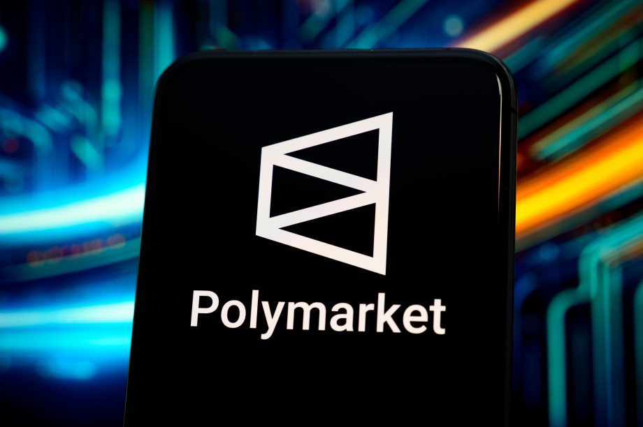 Polymarket Logo vor einem Chart