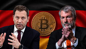Bundesfinanzminister Lars Klingbeil und Strategy-Mitgründer Michael Saylor stehen links und rechts neben einem Bitcoin vor der Deutschlandflagge. Die Darstellung symbolisiert die Debatte um Bitcoin, Krypto-Regulierung und Steuerpolitik in Deutschland.