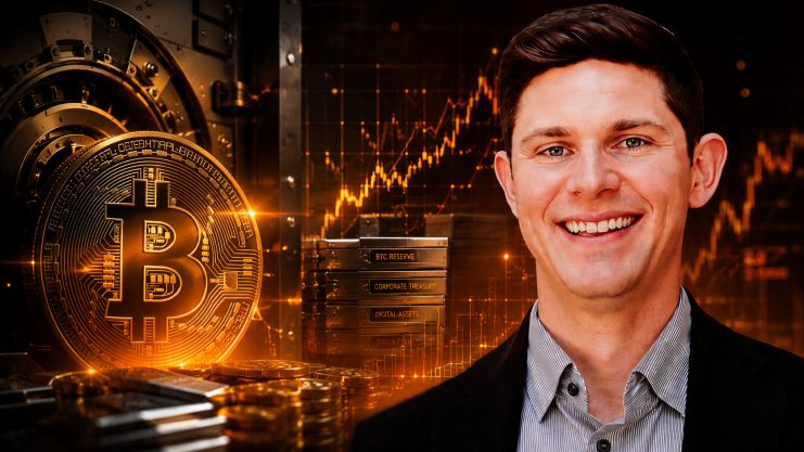 Jeff Walton von Strive vor einem Bitcoin-Hintergrund