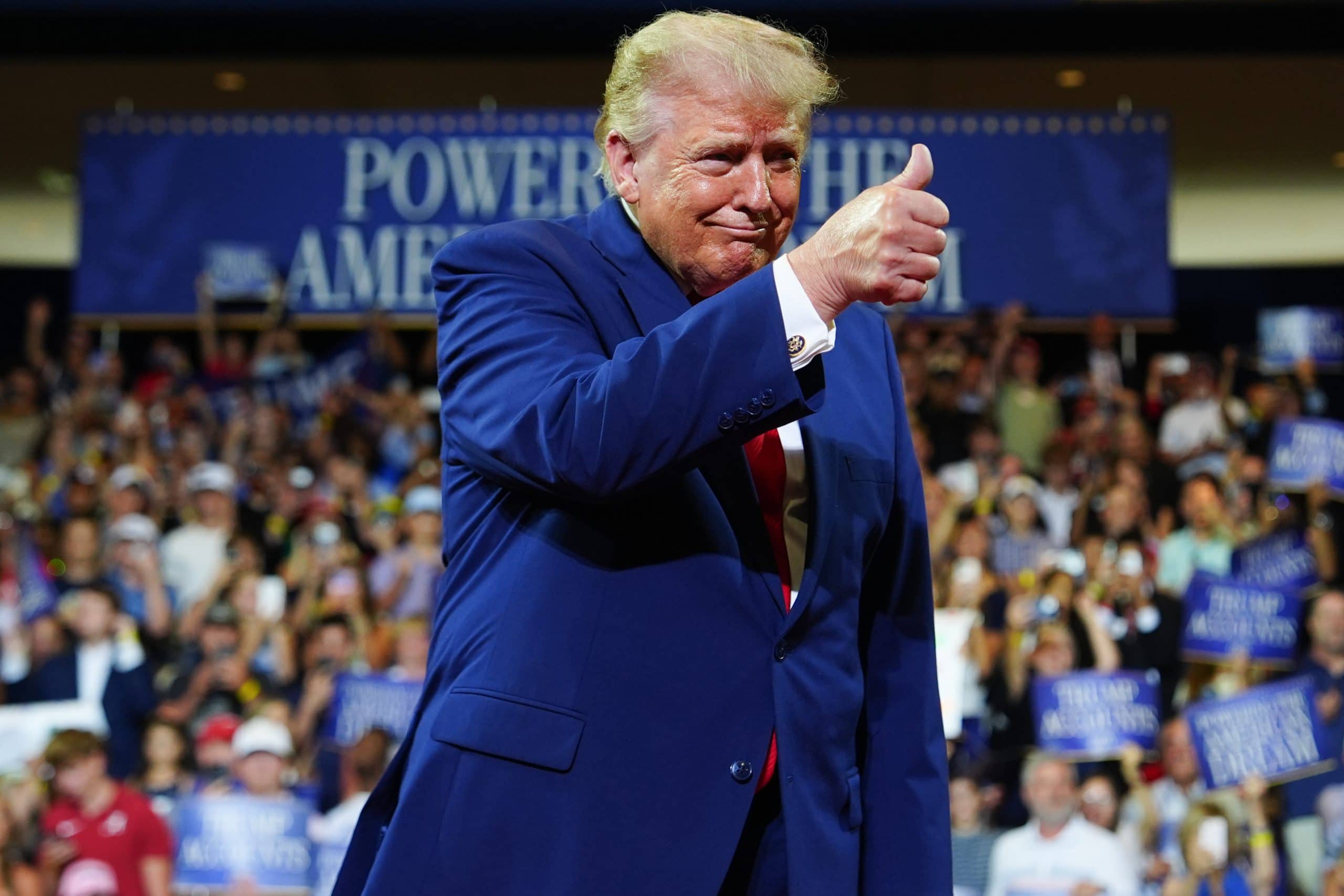 Das Bild zeigt Donald Trump