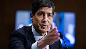 Kevin Warsh auf Pressekonferenz
