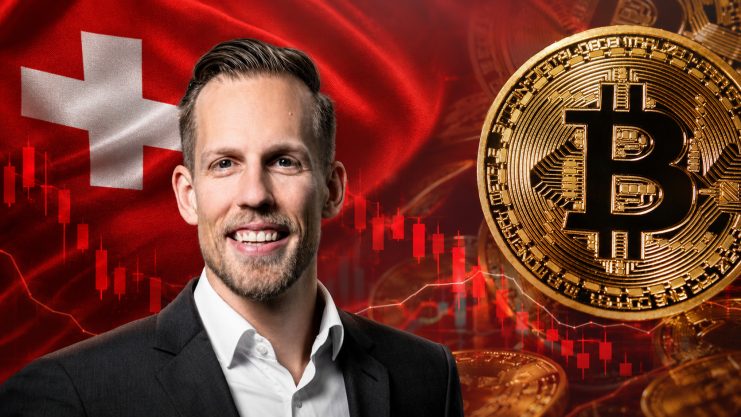 Pascal Eberle von der Sygnum Bank vor einem Hintergrund mit Schweiz-Fahne und Bitcoin-Münze