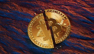 Eine gespaltene Bitcoin-Münze