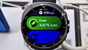 Smartwatches sind hoch entwickelte Alltagsbegleiter, die sich je nach Smartphone-System - iOS oder Android - und Verwendungszweck - Sport, Gesundheit oder Lifestyle - stark unterscheiden.