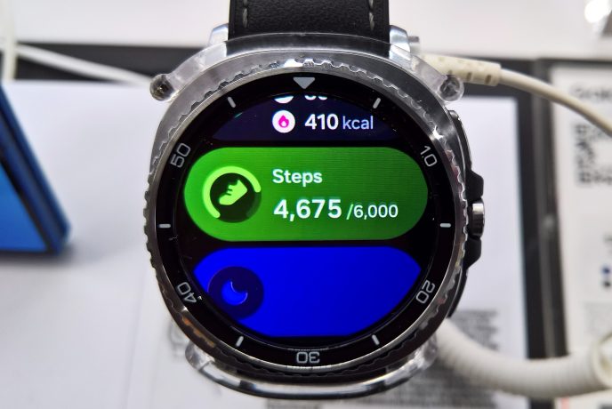 Smartwatches sind hoch entwickelte Alltagsbegleiter, die sich je nach Smartphone-System - iOS oder Android - und Verwendungszweck - Sport, Gesundheit oder Lifestyle - stark unterscheiden.