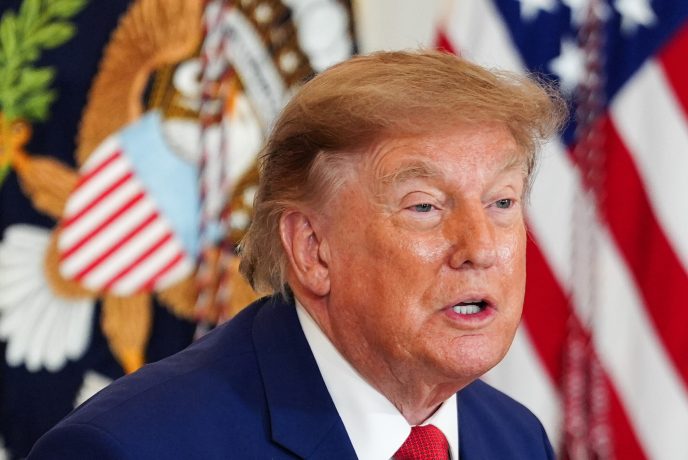 Das Bild zeigt den US-Präsidenten Donald Trump.