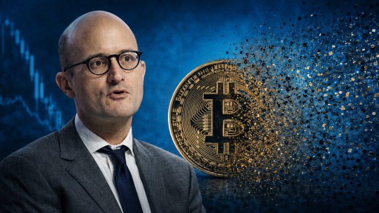 Ökonom Robin Brooks vor Bitcoin-Symbolik