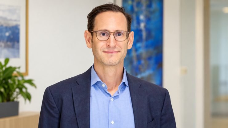 Das Bild zeigt Matthew Siegel