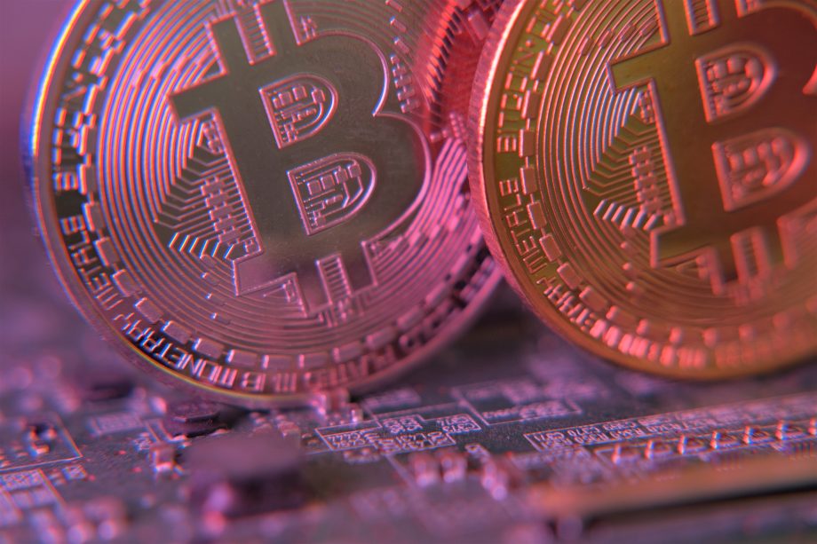 Zwei Bitcoin-Münzen