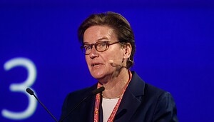 Verena Ross