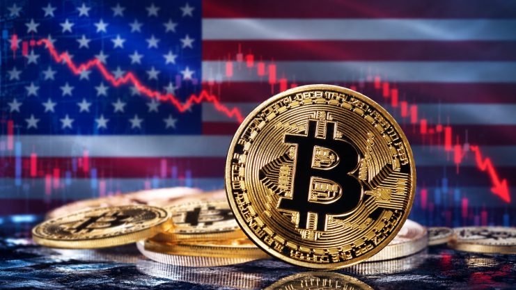 Bitcoin-Münze vor US-Fahne