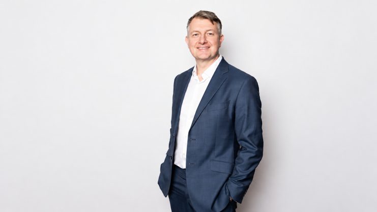 Das Bild zeigt Jan-Oliver Sell